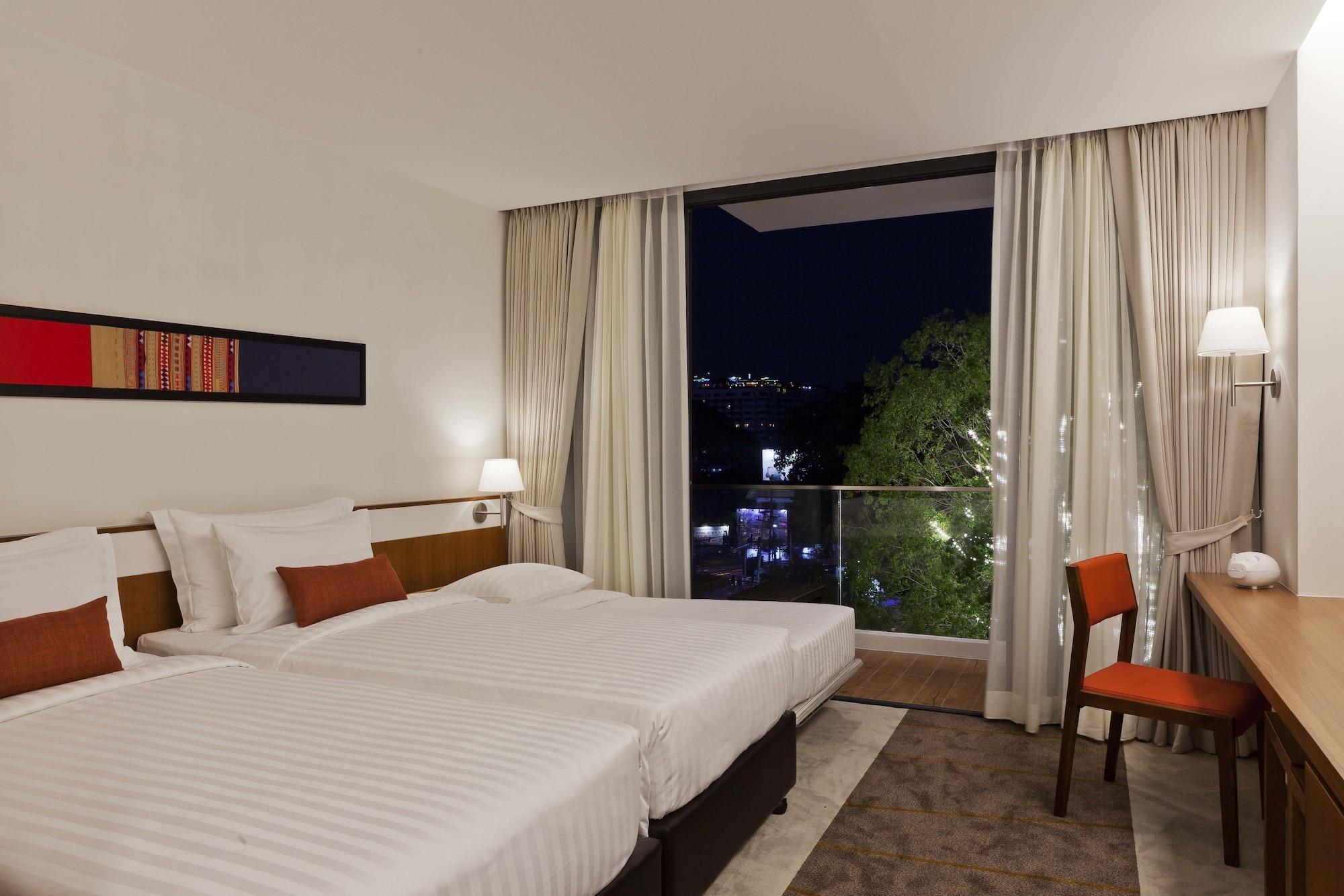 Eastin Tan Hotel Chiang Mai Exteriör bild